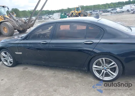 2012 BMW 750Li из США, поврежденный, VIN WBAKB8C57CDX20821